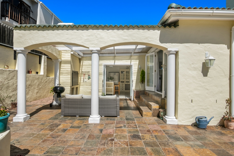 3 Bedroom Property for Sale in Costa Sarda Western Cape